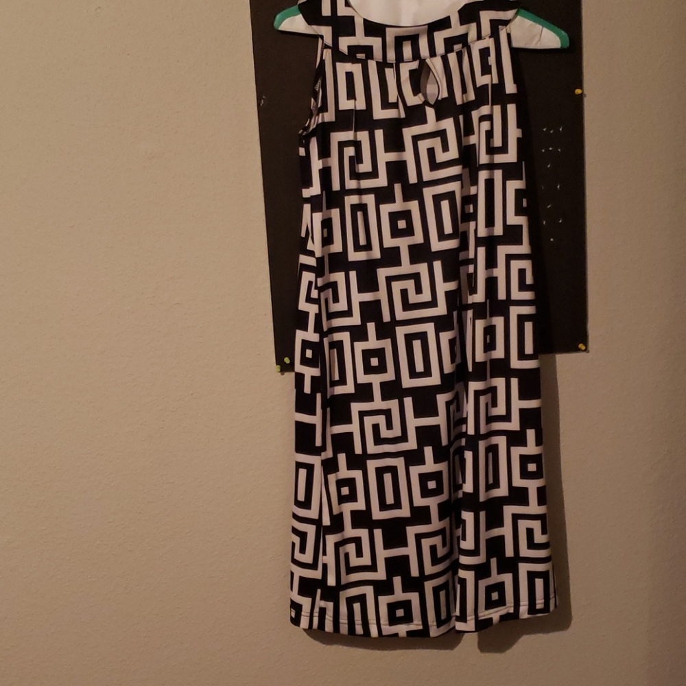 Women dress